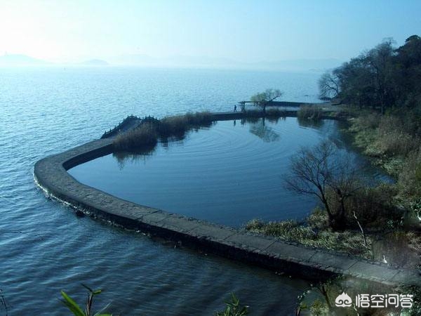 今日科普一下！杭州灵隐寺人山人海,百科词条爱好_2024最新更新